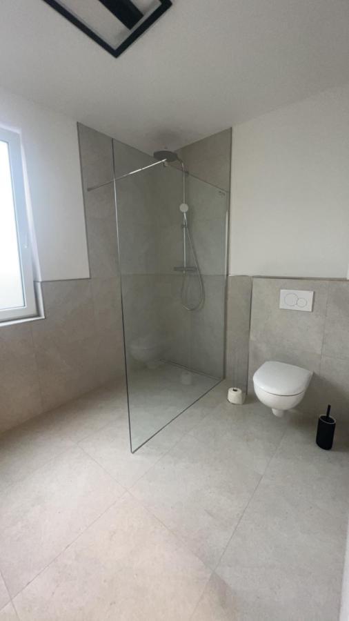 בילפלד Schoene Neubauwohnung Mit Stil מראה חיצוני תמונה